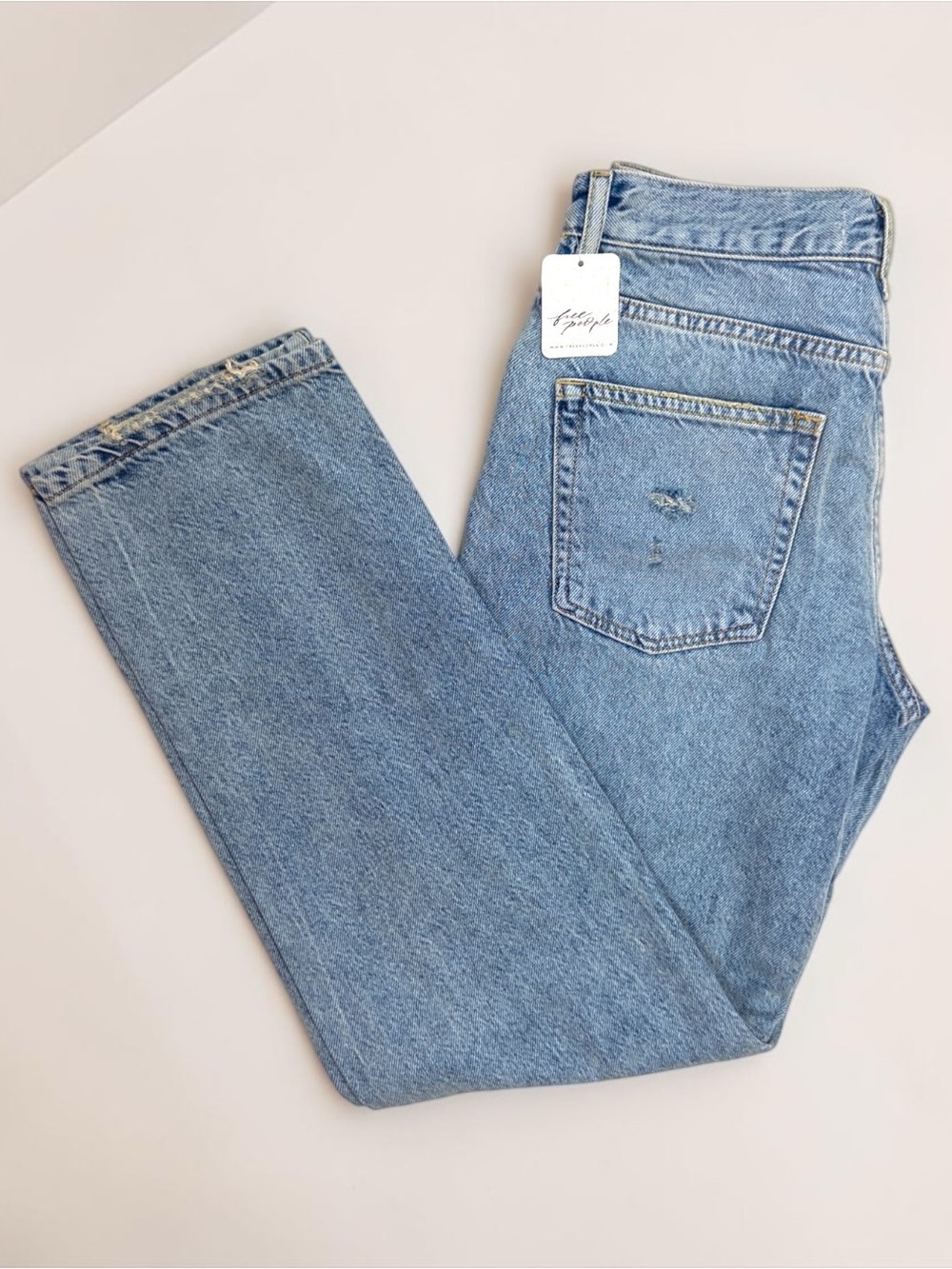✨We The Free✨Distressed Boyfriend Jeans✨NWT✨